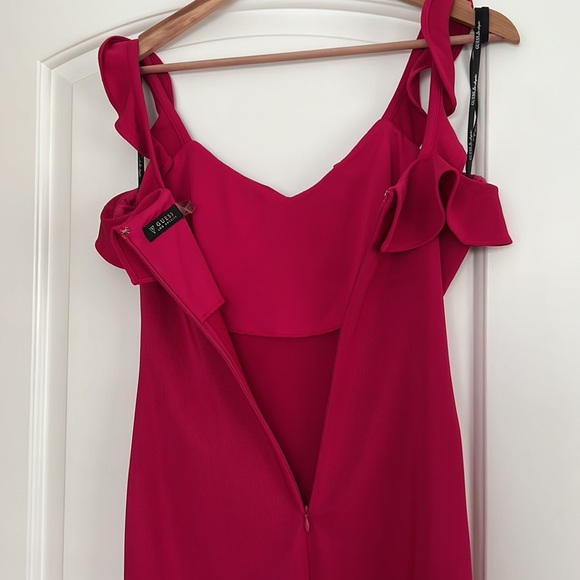 GUESS Ruffled Bodycon Dress - NWOT - Picture 7 of 8
